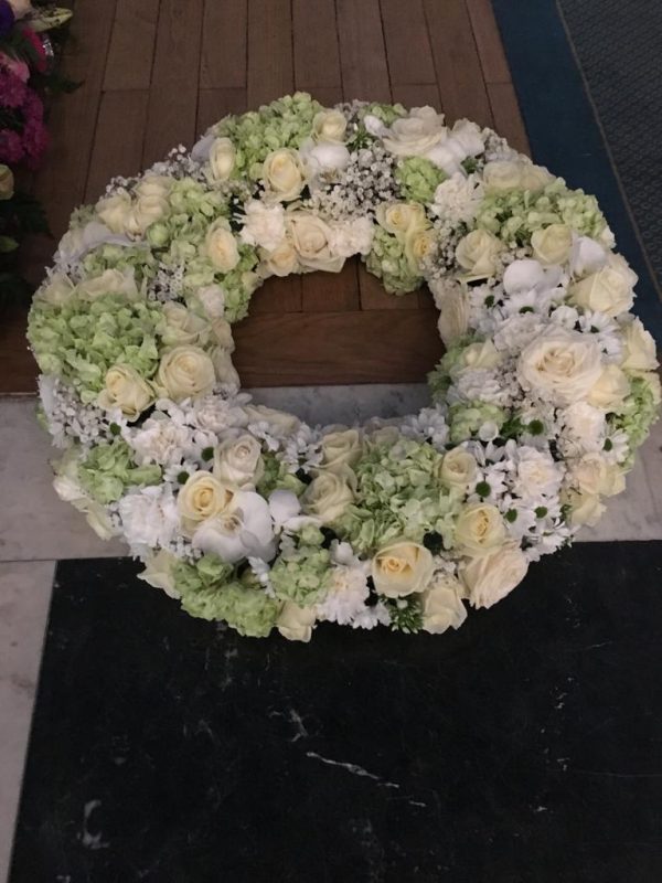 Couronne de décoration pour le deuil - Fleuriste Paris
